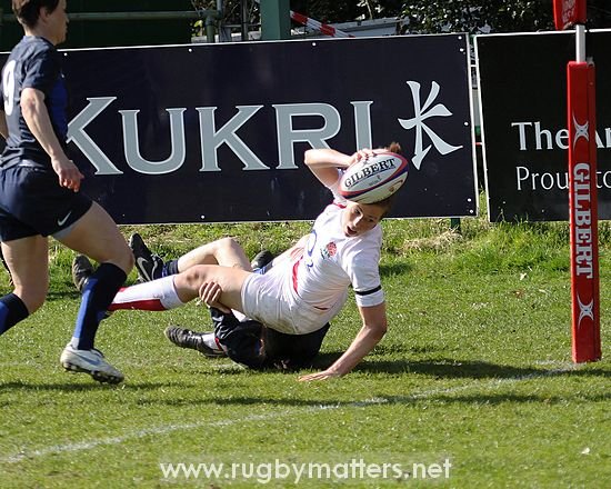 Emily Scarratt sleight of hand gets a try for England against France