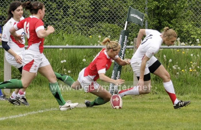 Kay Wilson try for England Unbder 20s
