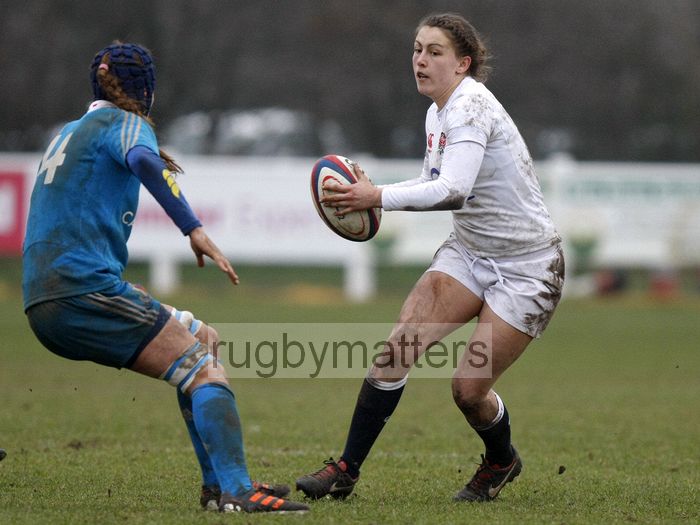 Lauren Cattell in action. England Women v Italy Women at Esher RFC, Moseley Road, Hersham, Surrey on 9th March 2013, KO 1300.
