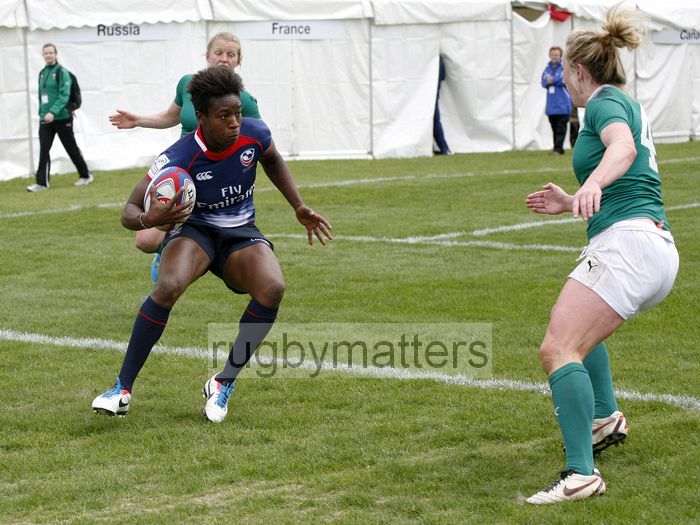 Victoria Folayan in action for USA. Womens International Invitational tournament at the Marriott London Sevens. At Cardinal Vaughan and Twickenham Stadium, Whitton Road, Twickenham. On 11th May 2013.