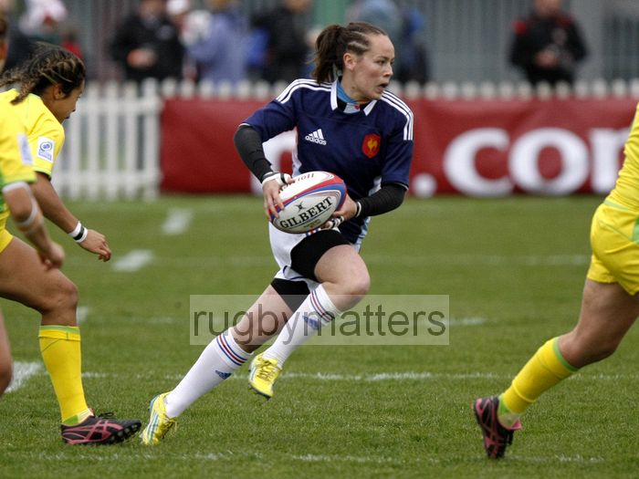 Jade Le Pesq in action for France 0 - 33 Australia, Pool A match. Womens International Invitational tournament at the Marriott London Sevens. At Cardinal Vaughan and Twickenham Stadium, Whitton Road, Twickenham. On 11th May 2013.