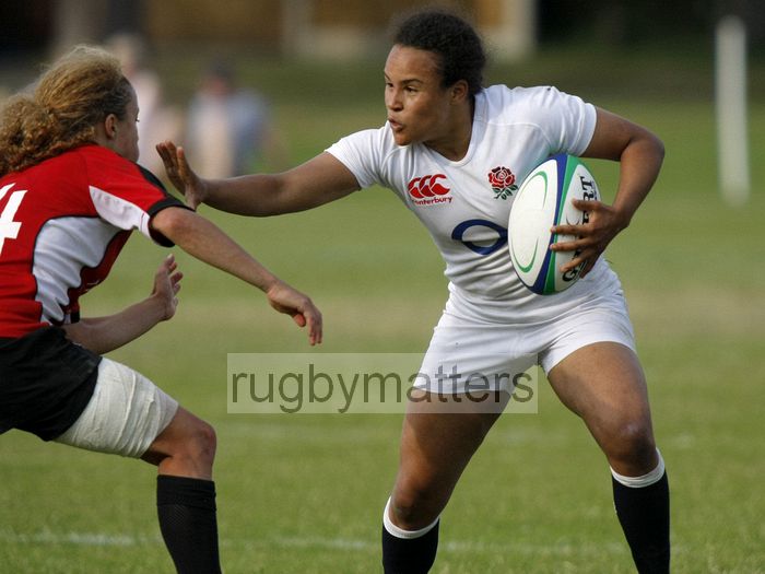 Rochelle Smith in action. England v Canada in the U20's Nations Cup, Trent College, Derby Road, Long Eaton, Nottingham, 14th July 2013, kick off 1700.