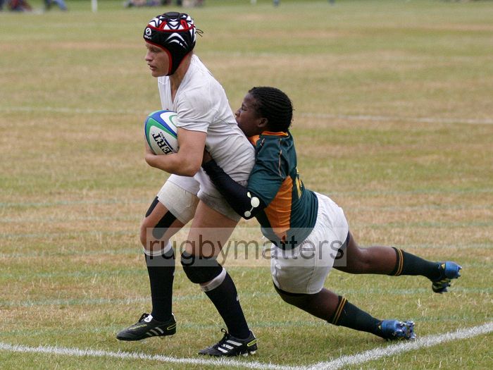 Bianca Blackburn in action. England v South Africa in the U20's Nations Cup 3rd/4th place, Trent College, Derby Road, Long Eaton, Nottingham, 21st July 2013, kick off 1400.