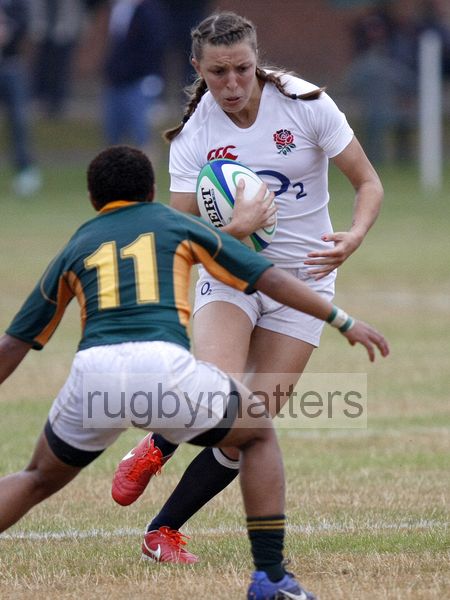 Holly Molesworth in action. England v South Africa in the U20's Nations Cup 3rd/4th place, Trent College, Derby Road, Long Eaton, Nottingham, 21st July 2013, kick off 1400.