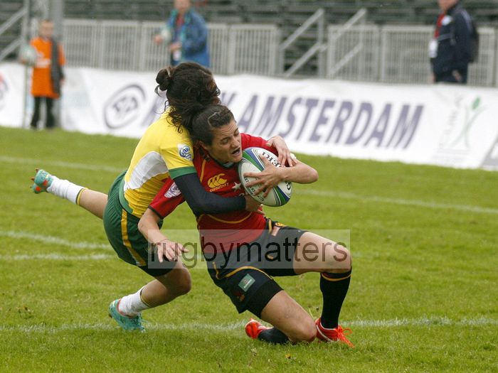 Laura Esbri crosses the line to score a try for Spain. IRB Women's Sevens World Series at Amsterdam Sevens, National Rugby Centre, Amsterdam, 17th May 2013