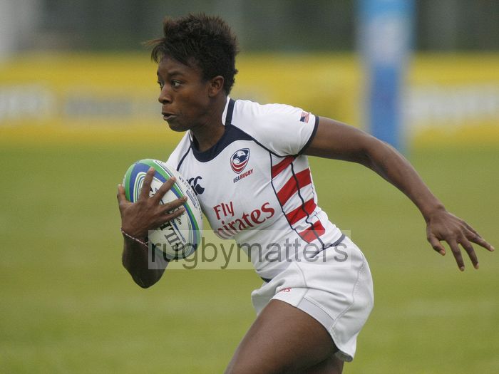 Victoria Folayan in action for USA. IRB Women's Sevens World Series at Amsterdam Sevens, National Rugby Centre, Amsterdam, 17th May 2013