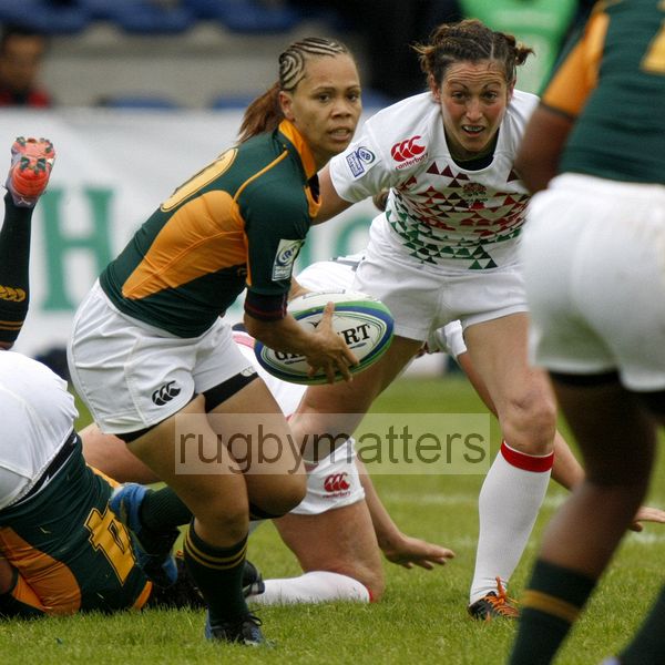 Mathrin Simmers in action for South Africa. IRB Women's Sevens World Series at Amsterdam Sevens, National Rugby Centre, Amsterdam, 17th May 2013