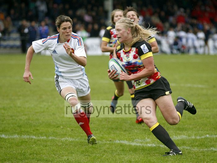 Alex Matthews races to the line to score a try for England. IRB Women's Sevens World Series at Amsterdam Sevens, National Rugby Centre, Amsterdam, 18th May 2013