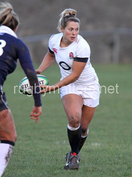 Vicky Fleetwood in action. Scotland Women v England Women in the Six Nations 2014 at Rubislaw, Aberdeen, Scotland on Sunday 9th February 2014, kick off 1400