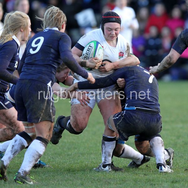 Laura Keates in action. Scotland Women v England Women in the Six Nations 2014 at Rubislaw, Aberdeen, Scotland on Sunday 9th February 2014, kick off 1400
