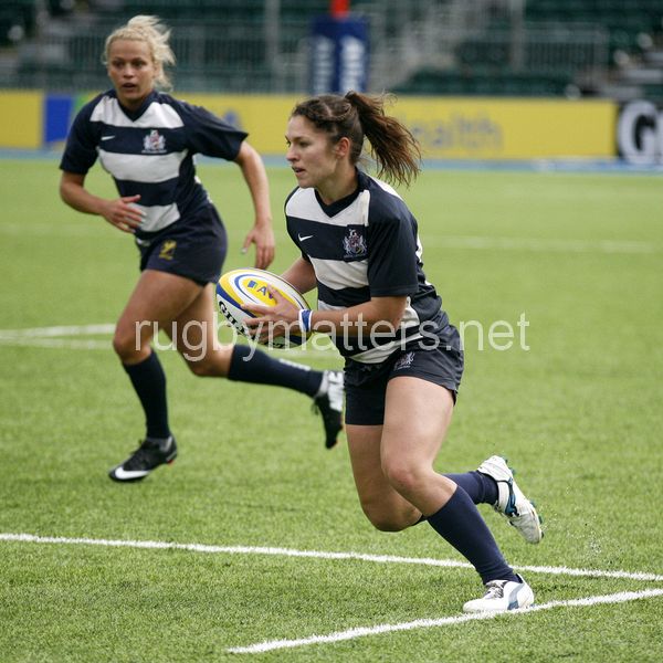 Amy Wilson-Hardy in action. Saracens v Bristol at Allianz Park, Greenlands Lane, London NW4 1RL, on 8th September 2013, KO 1300. Saracens 5-5 Bristol.